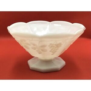 VTG Milk Glass Bowl Grapevine Pattern Anchor Hocking Octagon Pedestal 1960s EUC